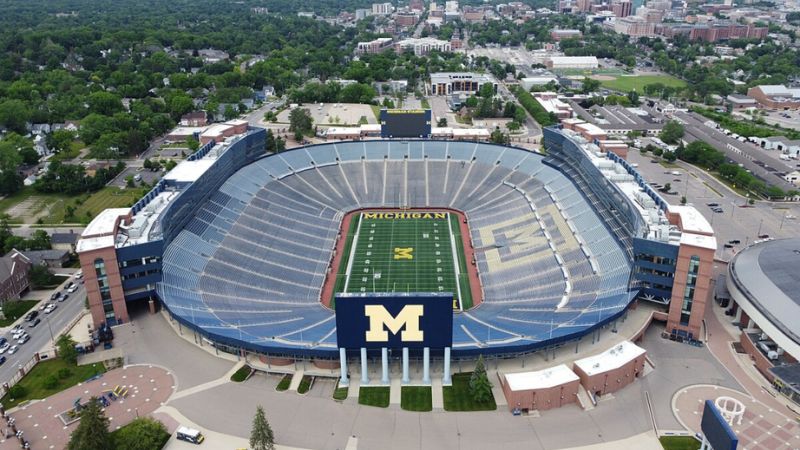 Sân vận động Michigan Stadium - Hoa Kỳ